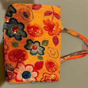 A Christiana Bag that is in excellent condition!! Never been used. A great bag!